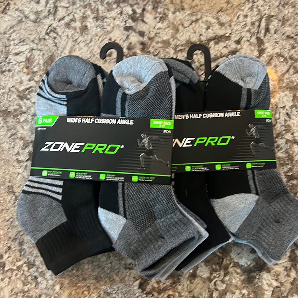 COPY - 12 pair of men’s Zone Pro Half Cushion Ankle socks.